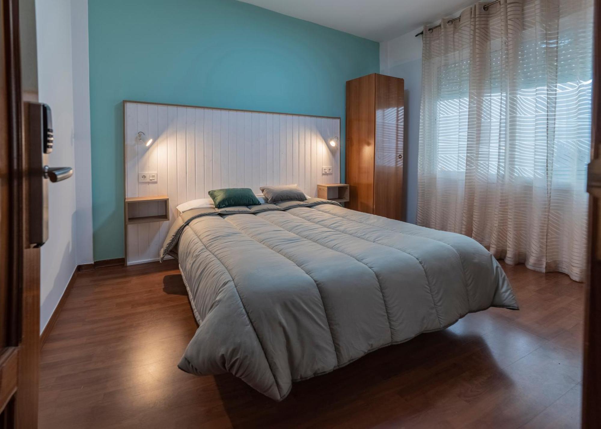 Hostal Julio Cesar La Virgen del Camino Εξωτερικό φωτογραφία